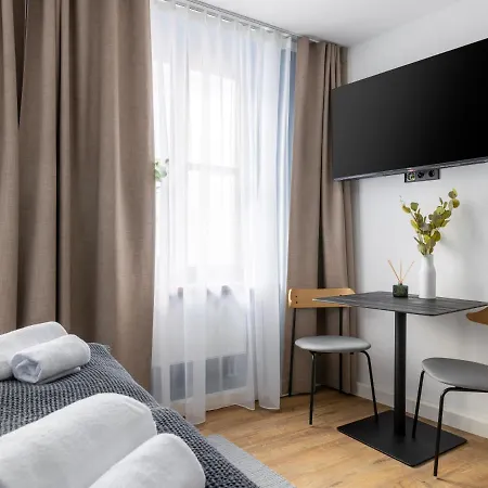 Апарт-готель Limehome Annastrasse 3*