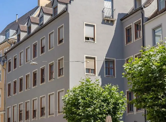 Limehome Annastrasse 3*