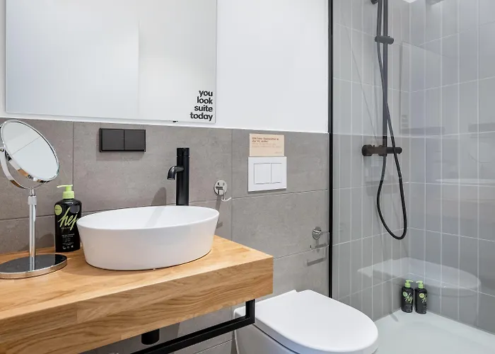 Limehome Annastrasse Aparthotel 3*